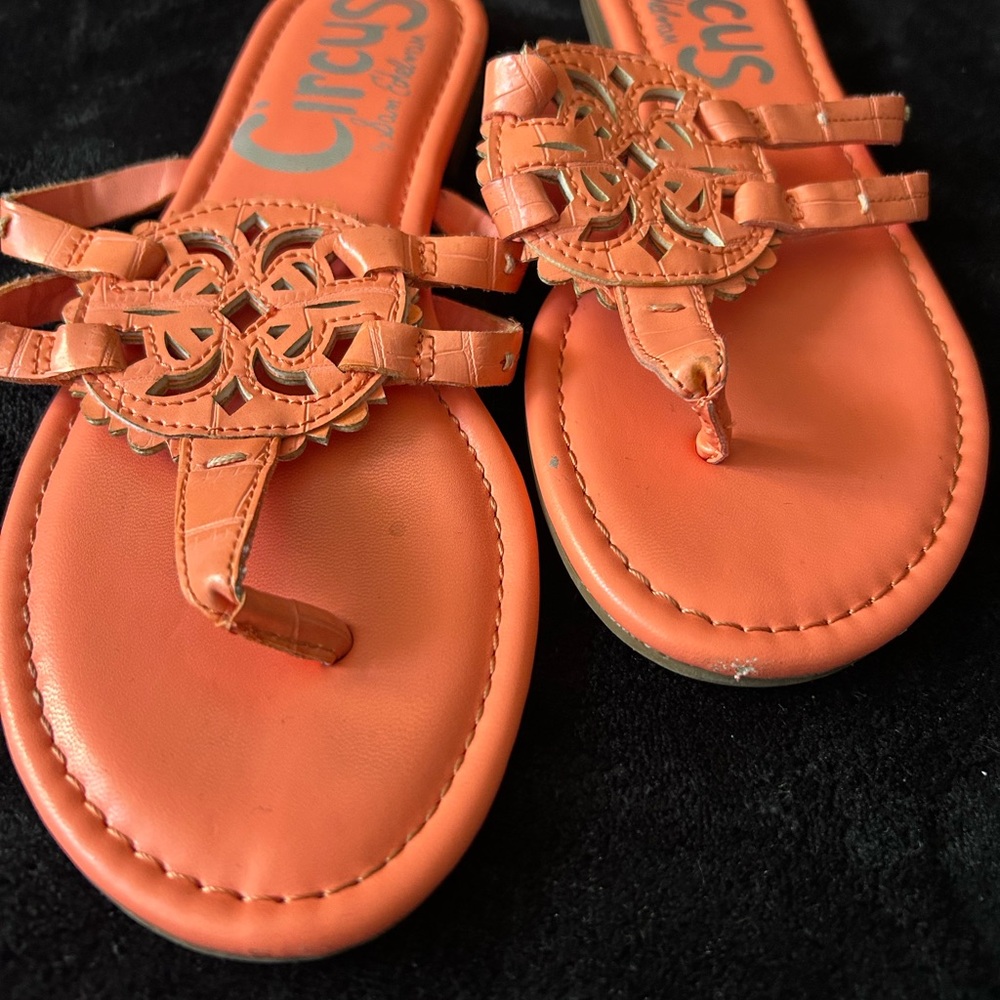 Circus by Sam Edelman Bright Orange Thong Sandals - Picture 2 of 3